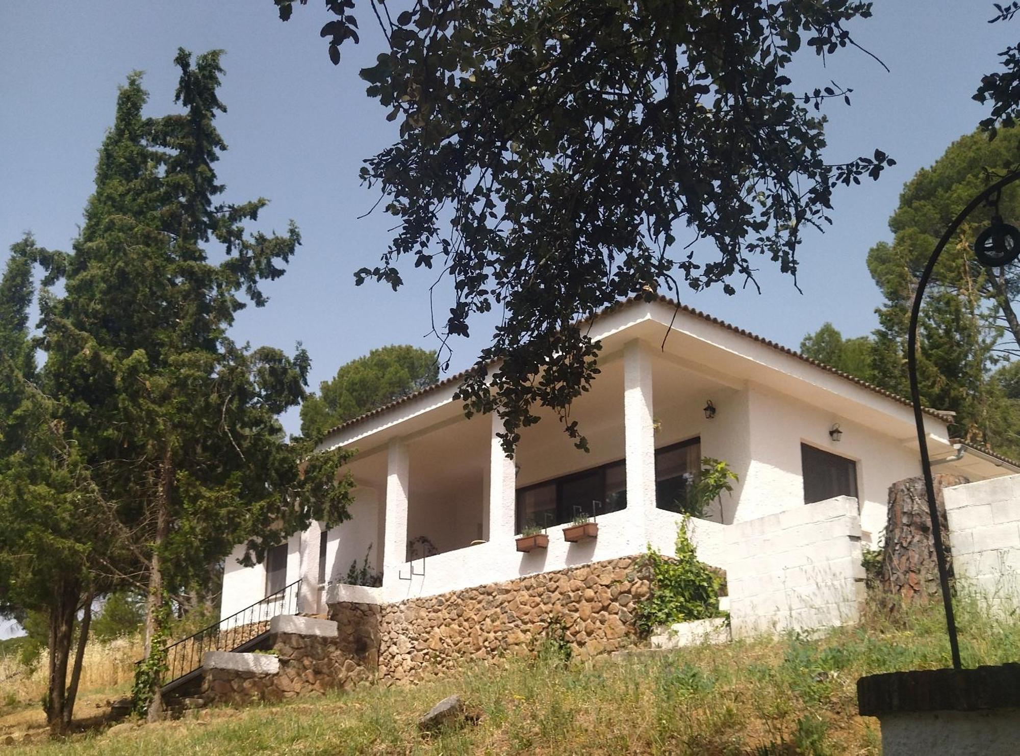 Bonita Casa Blanca En El Bosque. Villa Cordoba Dış mekan fotoğraf
